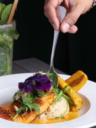 Alegria Cocina Latina - SALMON ALEGRIA